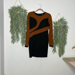 Black and brown design long sleeve dress